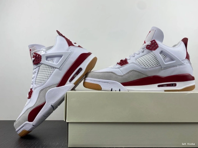 1st Kicks SB Pine DR5415-160 Red Retro 4 Jordan 0820